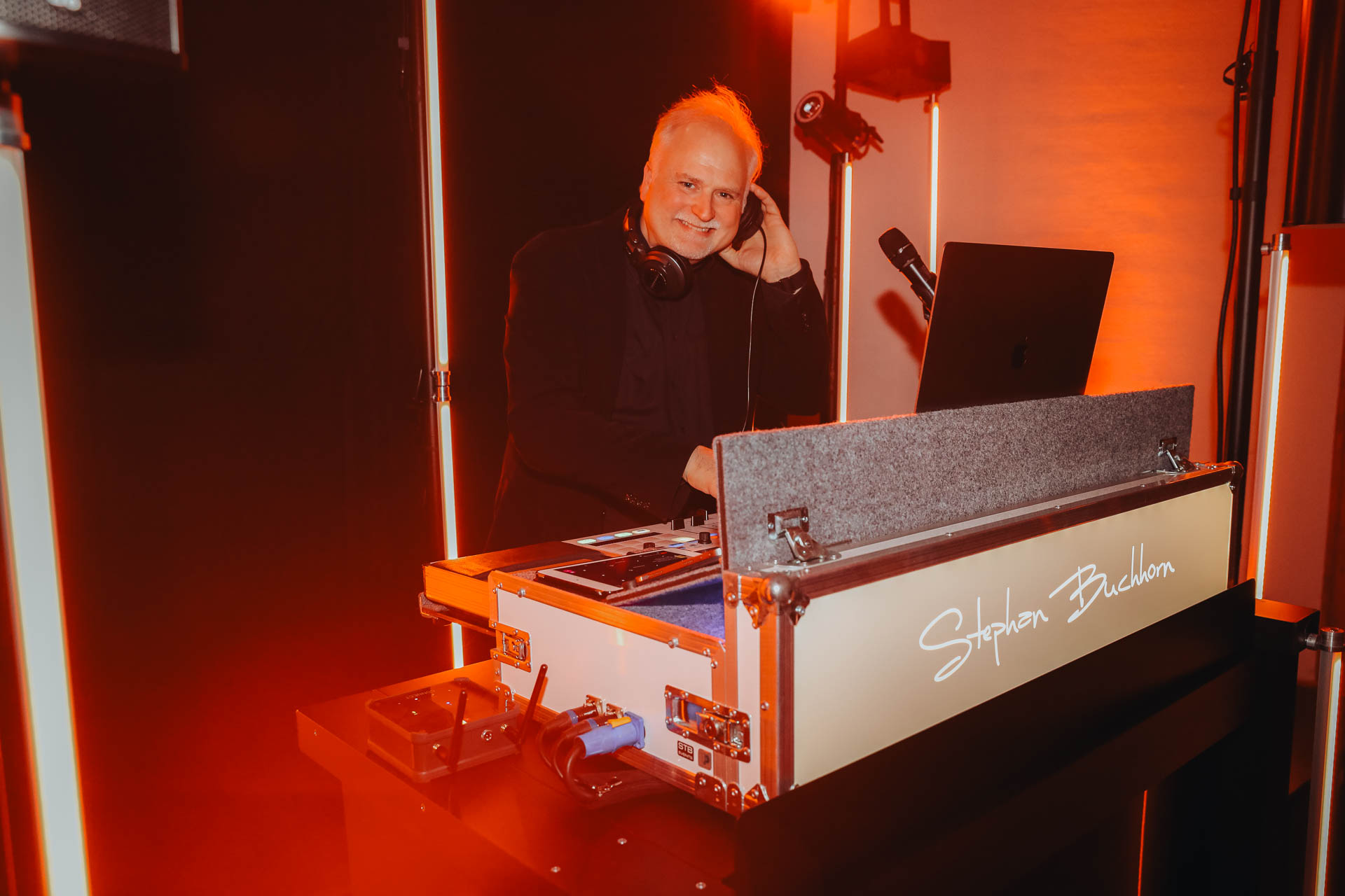 Stephan Buchhorn - DJ, Moderation & Technik mit Herz